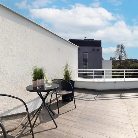 Orlowo Park With Spacious Terrace & Winter Garden By Renters アパート *