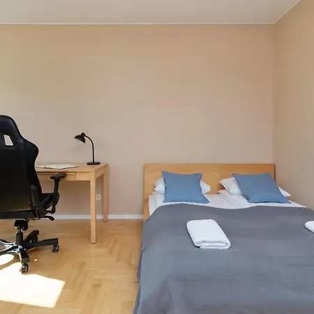 Orlowo Park With Spacious Terrace & Winter Garden By Renters